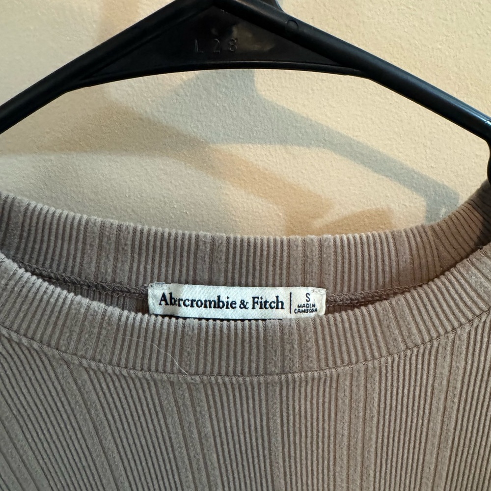 Abercrombie & Fitch Taupe Ribbed Knit Top